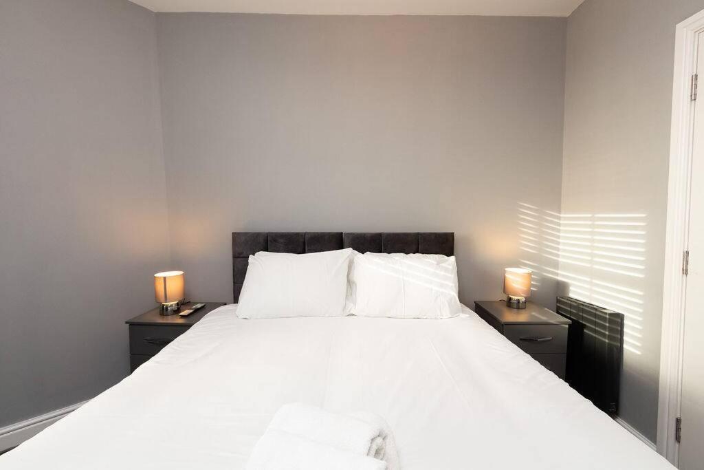 Lavish 2Bed Apartment In The Heart Of Birkenhead Eksteriør bilde